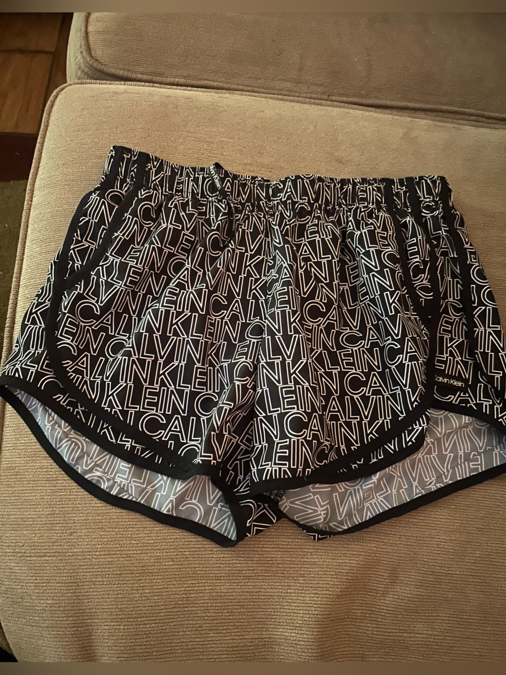 Calvin Klein Athletic Shorts Black White Logo Print sporty woman’s medium